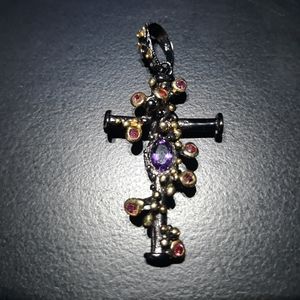 'Game of Thrones 'style Cross Pendant S10